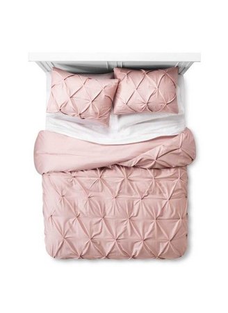 pinched and pleated pink bedding