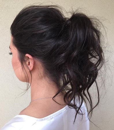 3-messy-ponytail-for-medium-hair.jpg (1034×1179)