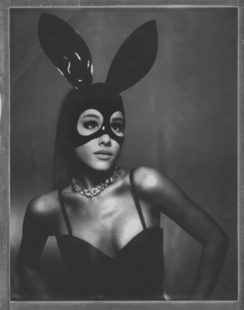 Ariana Grande black and white Polaroid picture aesthetic cute 🥝🥝🥝🥝🥝🥝🥝❤️❤️❤️❤️❤️❤️❤️