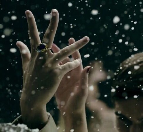 snowy hand