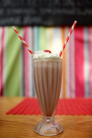 Milkshake with two straws