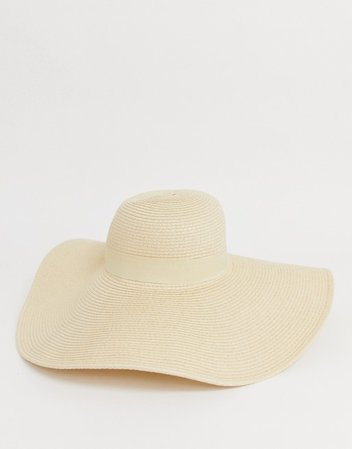 South Beach Exclusive natural straw extra wide brim floppy wired hat | ASOS