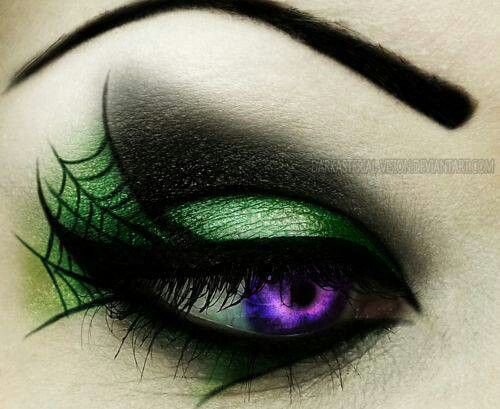 Venomous Webs | Spooky & Sweet Gothic Eye Makeup