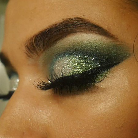 Sage Green Eyeshadow