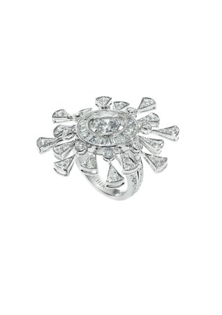 Boucheron, Soleil Radiant white gold ring set with white diamonds