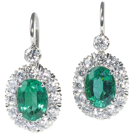 Emerald, Diamond and Platinum Cluster Earrings For Sale at 1stDibs