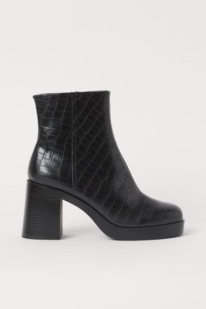Block-heeled Ankle Boots - Black