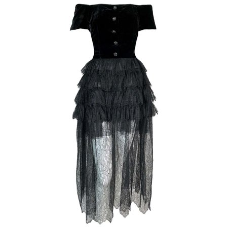 F/W 1991 Chanel Runway Off Shoulder Velvet and Lace Gown Dress For Sale at 1stDibs