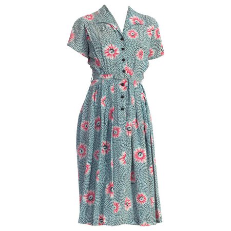 1940'S Floral Rayon Button Front Dress For Sale at 1stdibs