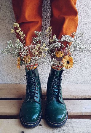 Flower boots orange