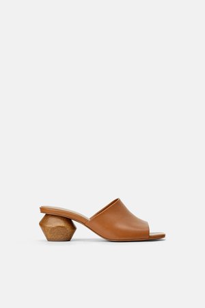 LEATHER MULES WITH GEOMETRIC WOOD LOOK HEELS - View all-SHOES-WOMAN | ZARA Canada