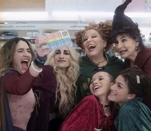 Emma Kaufman on Instagram: “Hocus Pocus 2 out now on Disney+ I am so thankful and excited. Thank you for all the support and now go watch this spectacular film. Enjoy…”