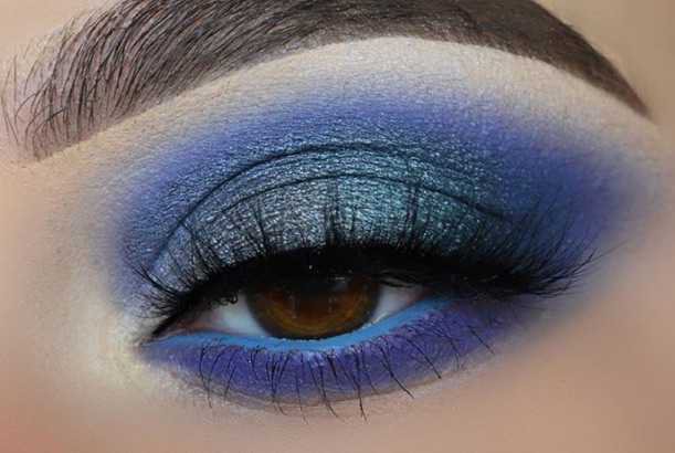 Blue Mermaid Eye Makeup