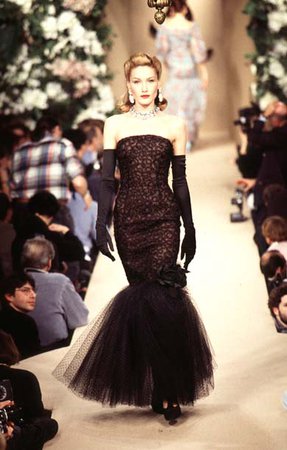 Yves Saint Laurent Spring 1996 Couture