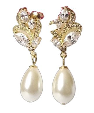 Pearl wedding earrings, gold pearl bridal earrings, pearl drop earrings, bridal jewelry, tear drop pearl earrings, wedding jewelry for bride