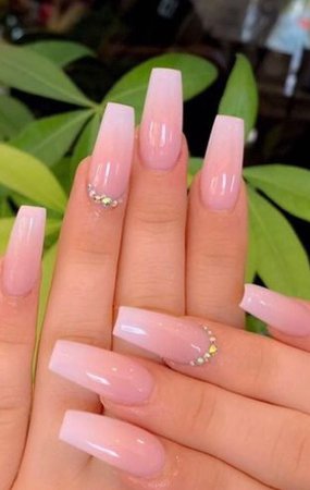 pink acrylic nails