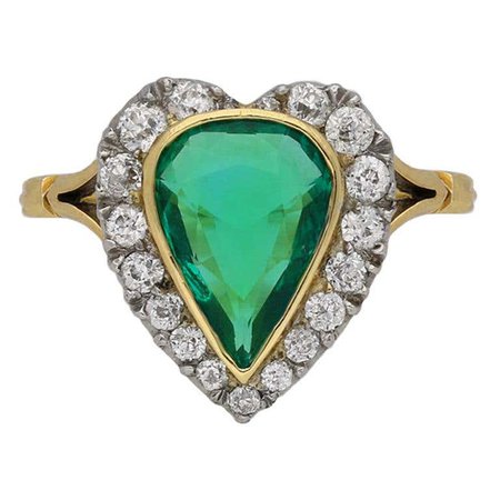 Edwardian Natural Colombian Emerald and Diamond Cluster Ring, circa 1905 For Sale at 1stDibs