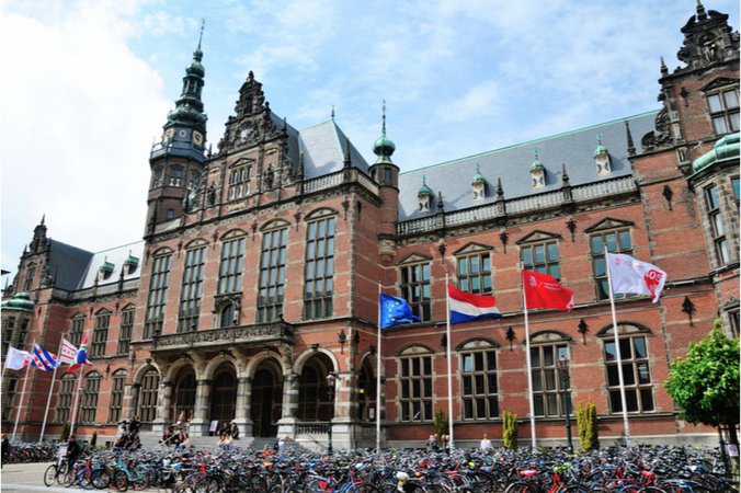 Netherland University Dutch