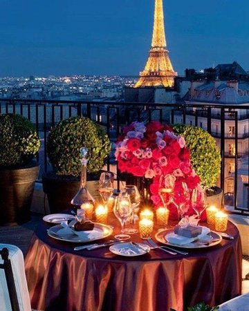 Parisian dinner date