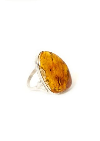 Amber ring by AmberLaces