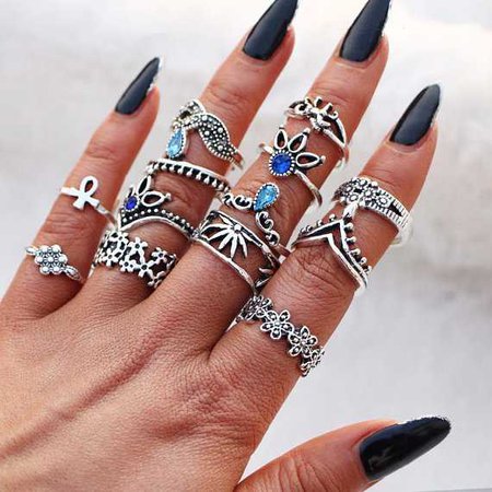 Set of 13 rings. Vintage retro style above knuckle rings