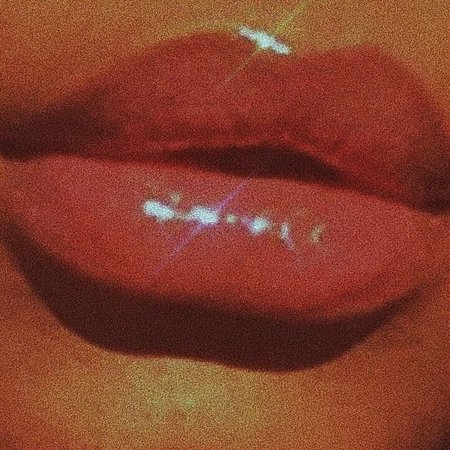 glossed lips