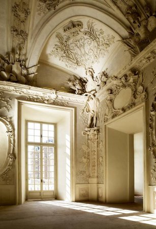 Interior of The Palace of Venaria (Italian: Reggia di Venaria Reale) is a former royal residence located in Venaria Reale, near T… | My Favorite Things in 2018…