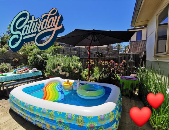 inflatable pool backyard