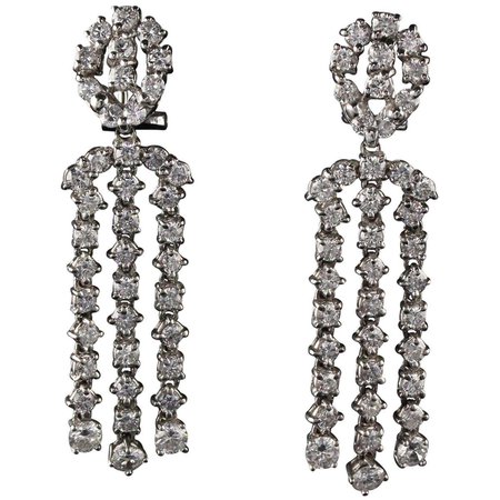 Vintage Estate 18 Karat White Gold Diamond Drop Earrings For Sale at 1stDibs
