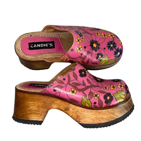 Vintage platform floral embroidery leather sandals... - Depop