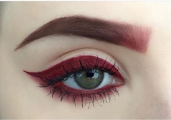 Dark Red/Burgundy Eyeliner