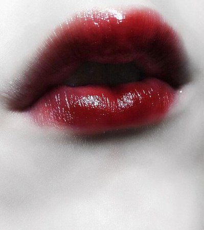 Dark Red Vamp Lips