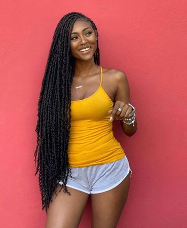Hype Hair Magazine on Instagram: “Faux locs and this glow ✨ on @rebecca_iiv to get your Monday going! .⠀⠀⠀⠀⠀⠀⠀⠀⠀ .⠀⠀⠀⠀⠀⠀⠀⠀⠀ .⠀⠀⠀⠀⠀⠀⠀⠀⠀ .⠀⠀⠀⠀⠀⠀⠀⠀⠀ .⠀⠀⠀⠀⠀⠀⠀⠀⠀ #hypehair…”