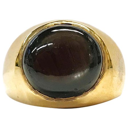 14 Karat Round Black Star Sapphire Ring For Sale at 1stDibs