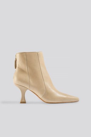 Waves Ankle Boots Braun | na-kd.com