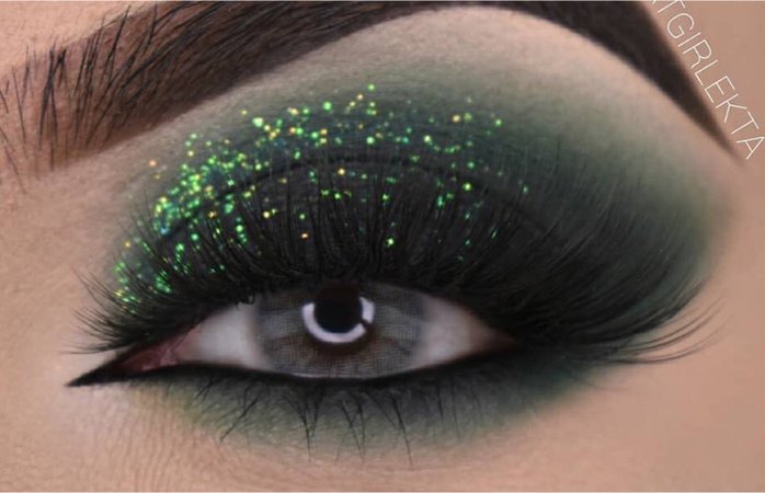 Green Glitter Eye Makeup