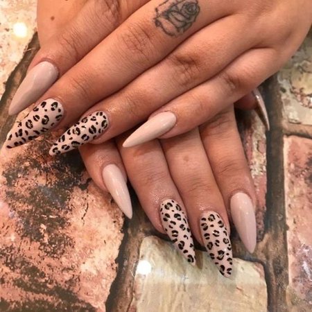 Cheetah print nails