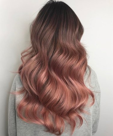 rose wavy hair