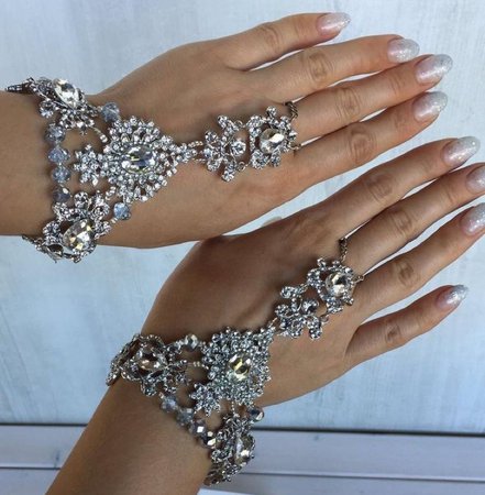 sliver hand jewelry
