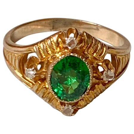 1900-1920 Faceted Green Garnet and Rose Cut Diamond 14 Karat Yellow Gold Ring at 1stDibs
