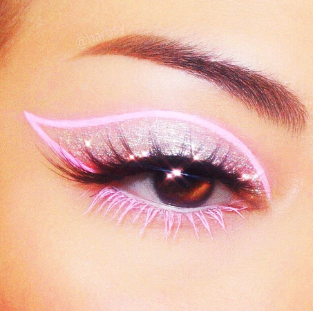 neon pink eyeshadow
