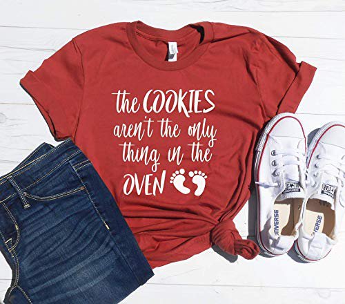 Amazon.com: The Cookies Aren't The Only Thing In The Oven, Cute Christmas Pregnancy Shirt, Christmas Announcement T-Shirt, Christmas Reveal Shirt: Handmade