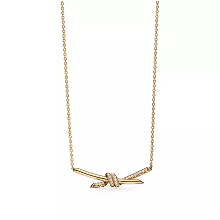 Tiffany Knot Pendant in Yellow Gold with Diamonds | Tiffany & Co.