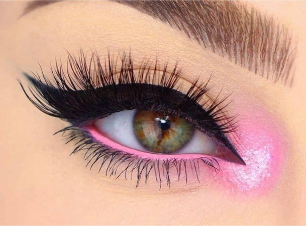Pink liner eye makeup