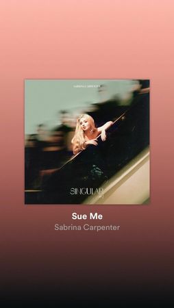 Sabrina Carpenter