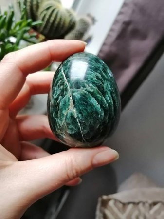 Green apatite egg crystal egg natural crystals healing | Etsy