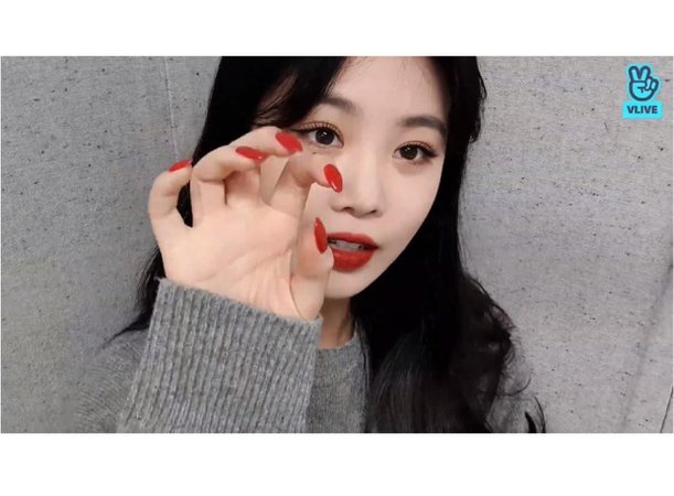 4_ROSES Solo Vlive