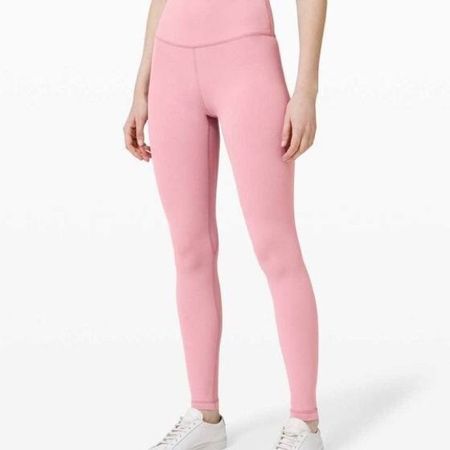 size 2 light pink lulu lemon leggings  Lululemon leggings high waisted,  Pink leggings outfit, Light pink leggings