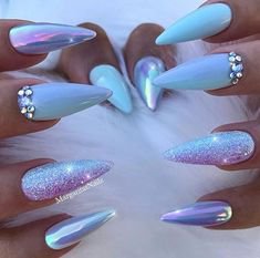 Pinterest - Glitter Lilac Nails Design #ombrenails #glitternails Are you a fan of a lilac color? Explore cute things in lilac shades: from fashion | ꈤꍏꀤ꒒ꌗ