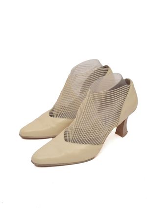 Vintage 90's Beige Italian Real Leather Curved Heel Pumps With Mesh Fabric Pointy Toe Genuine Leather High Heel Shoes 39 EU made in Italy - Etsy Greece